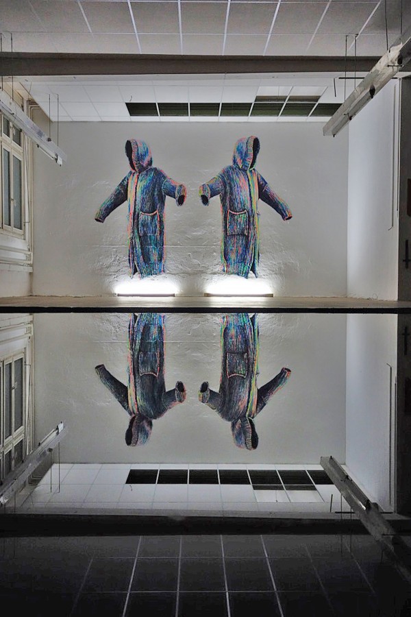 »?«
Acryl Auf papier tapeziert
285cm x 146cm jeweils
2017
